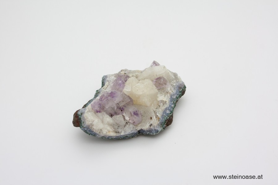 Amethyst Stück mit Calcit